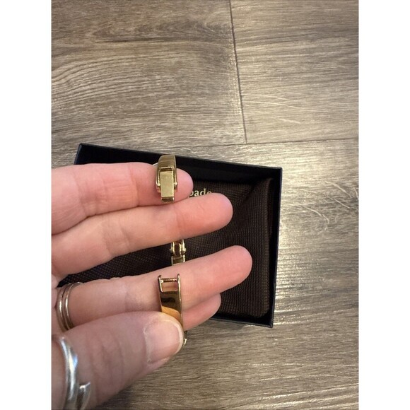 KATE SPADE NY SINGLE TAKEN HEART DEAR VALENTINE GOLD HINGED BANGLE BRACELET - Picture 3 of 6